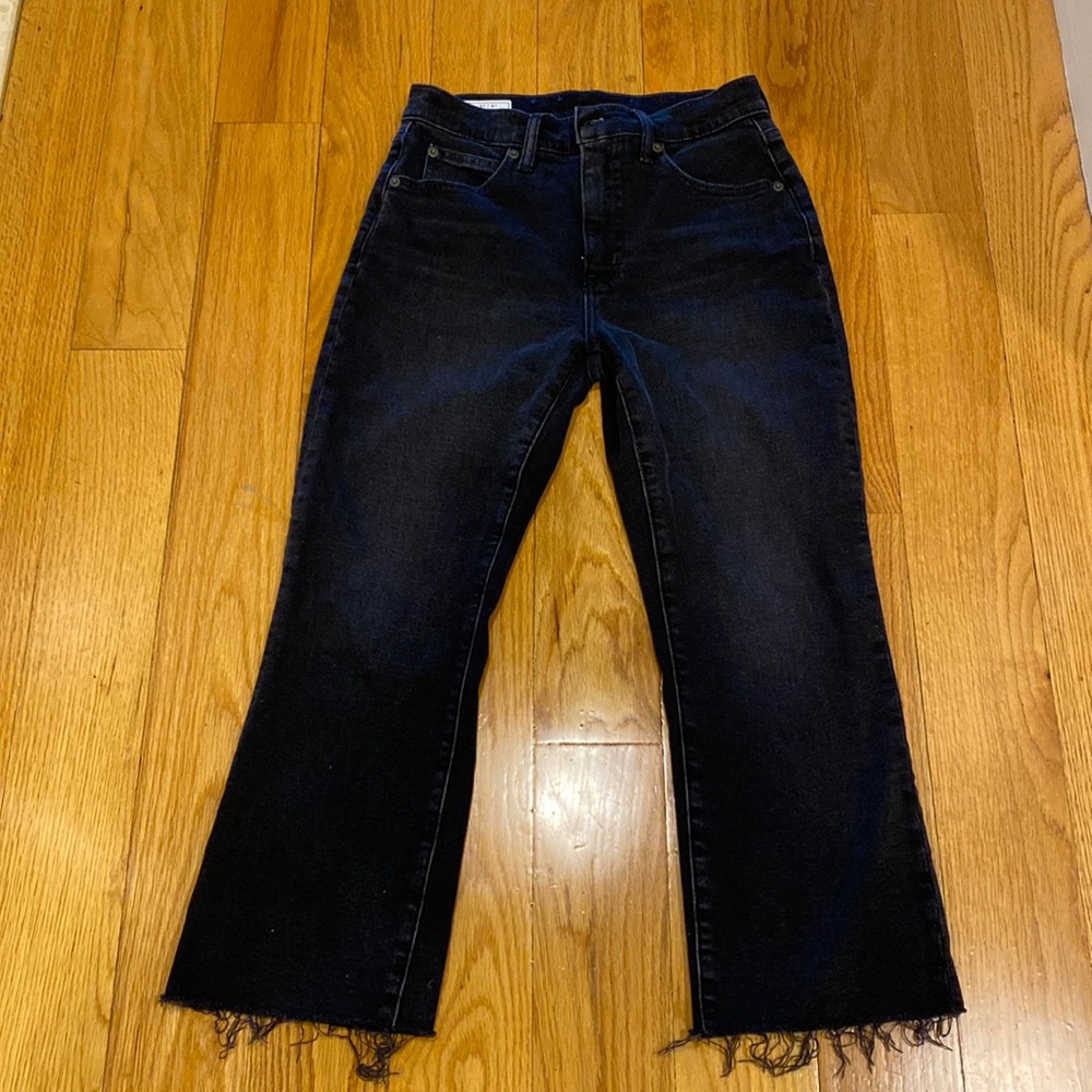NWOT Gap Kick Fit Jeans 4P
